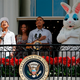 Image for article titled White House Easter: Obama Tells Screaming Kids 'Bees Are Good'